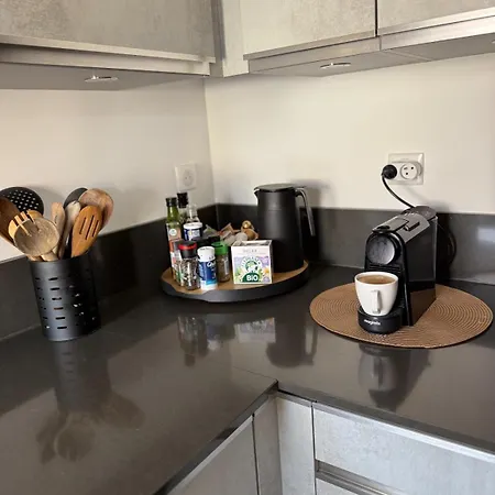 Le Clairfontaine - Stylish City-centre In - Sea View - Perfect For Work And Relaxation - 10 Min Walking Distance Of Palais Des Festivals And Beaches Cannes