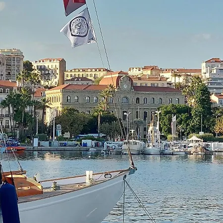 Le Clairfontaine - Stylish City-centre In - Sea View - Perfect For Work And Relaxation - 10 Min Walking Distance Of Palais Des Festivals And Beaches * Cannes