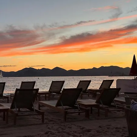 Le Clairfontaine - Stylish City-centre In - Sea View - Perfect For Work And Relaxation - 10 Min Walking Distance Of Palais Des Festivals And Beaches * Cannes