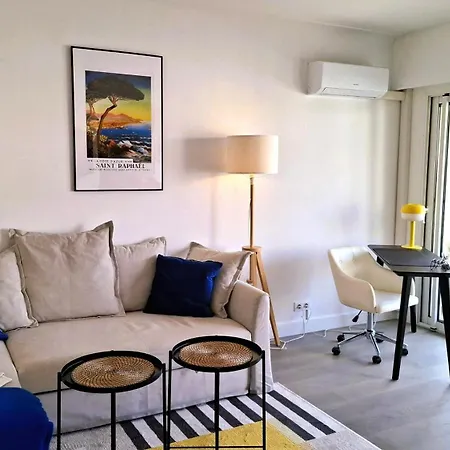 Lägenhet Le Clairfontaine - Stylish City-centre In - Sea View - Perfect For Work And Relaxation - 10 Min Walking Distance Of Palais Des Festivals And Beaches Cannes