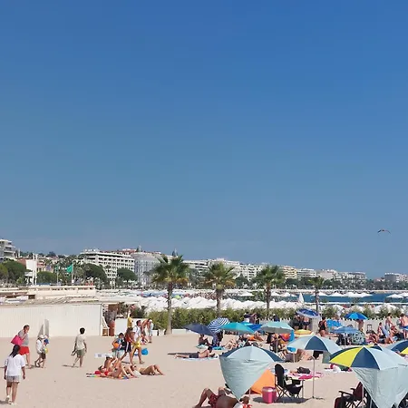 Le Clairfontaine - Stylish City-centre In - Sea View - Perfect For Work And Relaxation - 10 Min Walking Distance Of Palais Des Festivals And Beaches Cannes